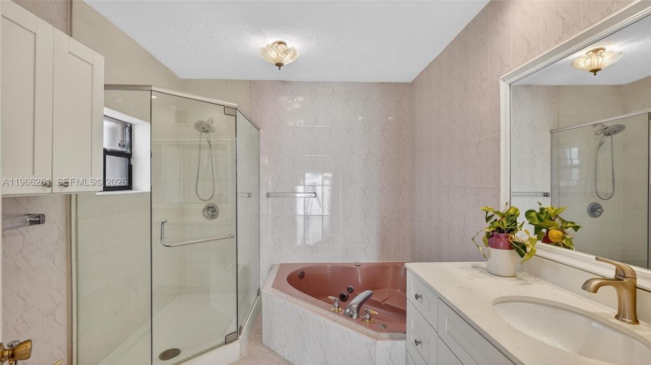 9131 SW 178th Ter, Palmetto Bay, FL 33157 Photo