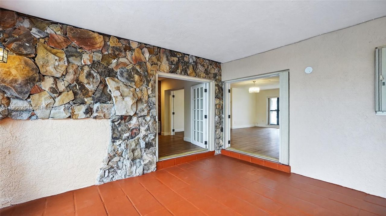 9131 SW 178th Ter, Palmetto Bay, FL 33157 Photo