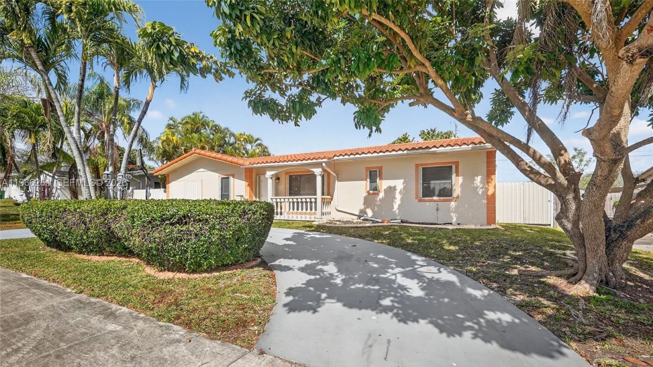 9131 SW 178th Ter, Palmetto Bay, FL 33157 Photo