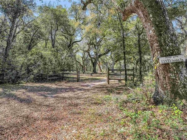 13595 Douglas Lane , Foley, AL 36535