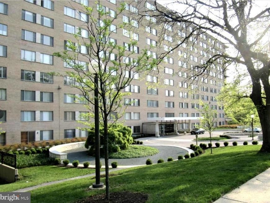 1900 Lyttonsville Road, Unit 717, Silver Spring, MD 20910 Main Photo