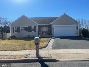 4324 DANOR DRIVE, READING, PA 19605