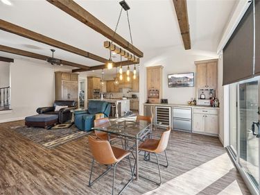 3105 Pastor Street, Dallas, TX 75212