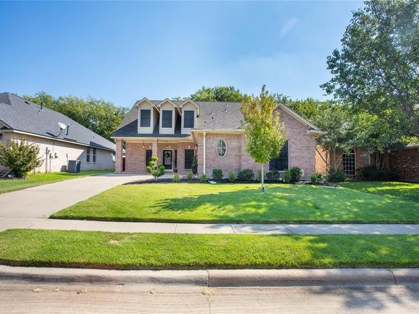 10520 Stoneside Trail, Fort Worth, TX 76244