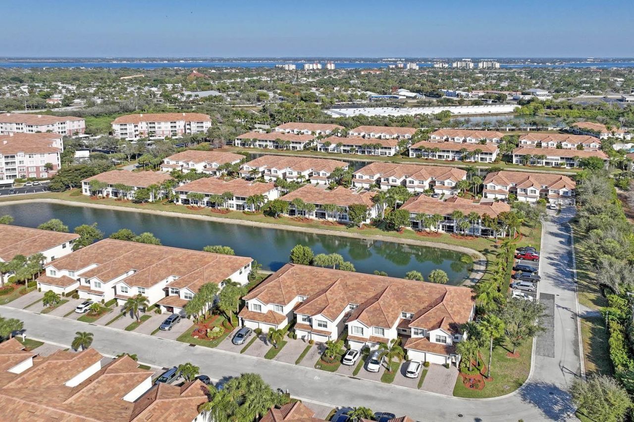 11621 Navarro Way, Unit 1905, Fort Myers, FL 33908 Photo