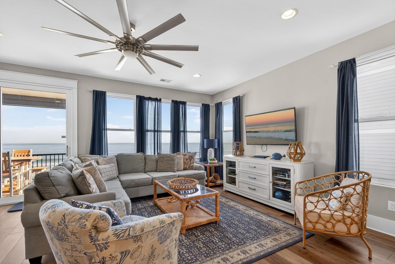 723 S Waccamaw Dr.  Photo 11