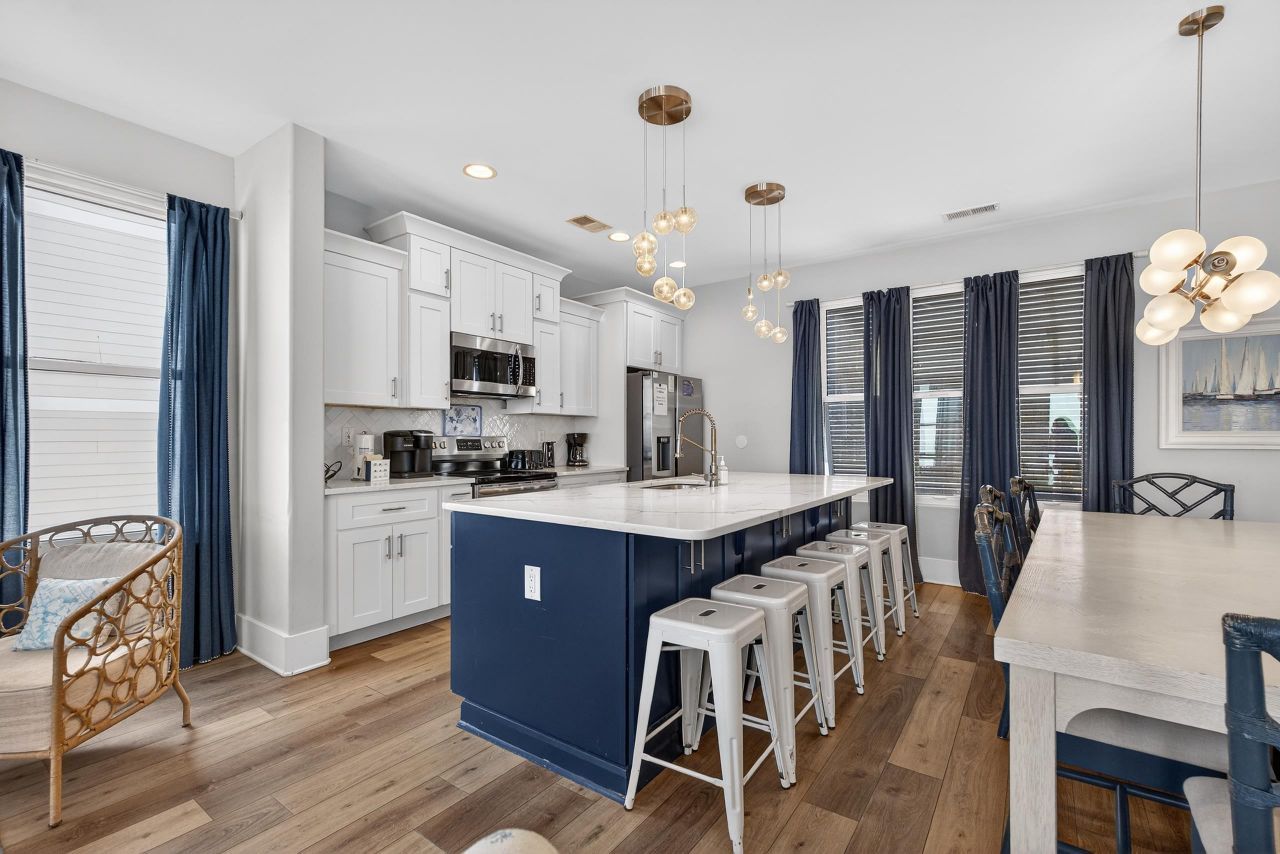 723 S Waccamaw Dr.  Photo 6