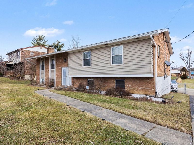 8380 Pleasant Valley Road, Florence, KY 41042 Photo 3