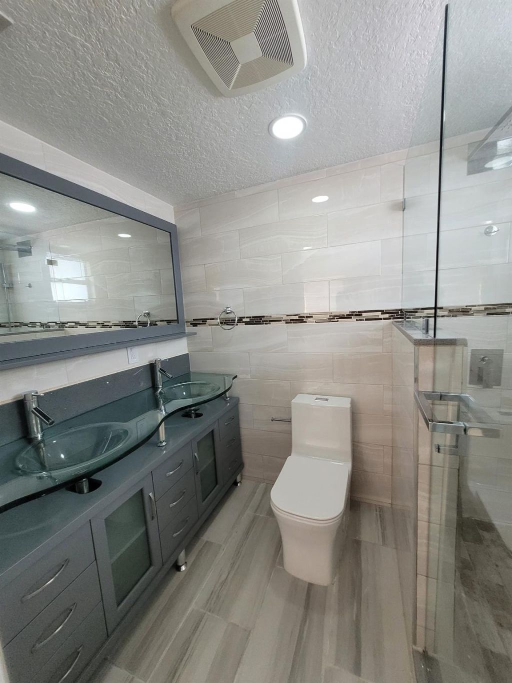 8330 NW 103rd Street, Unit 101b, Hialeah, FL 33016 Photo