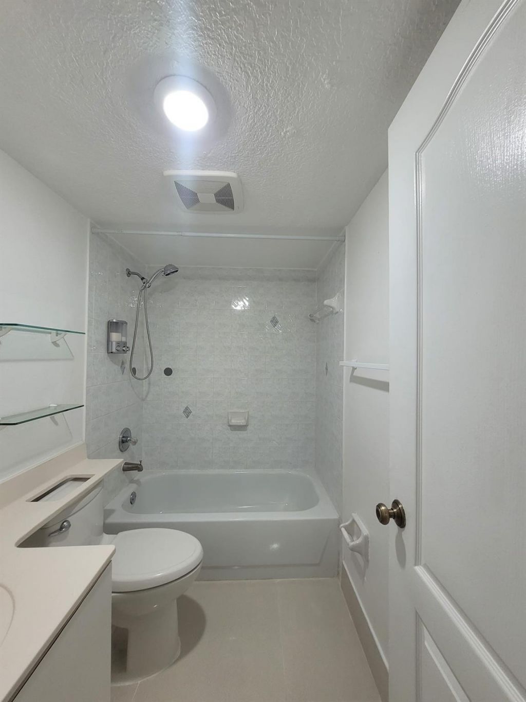 8330 NW 103rd Street, Unit 101b, Hialeah, FL 33016 Photo