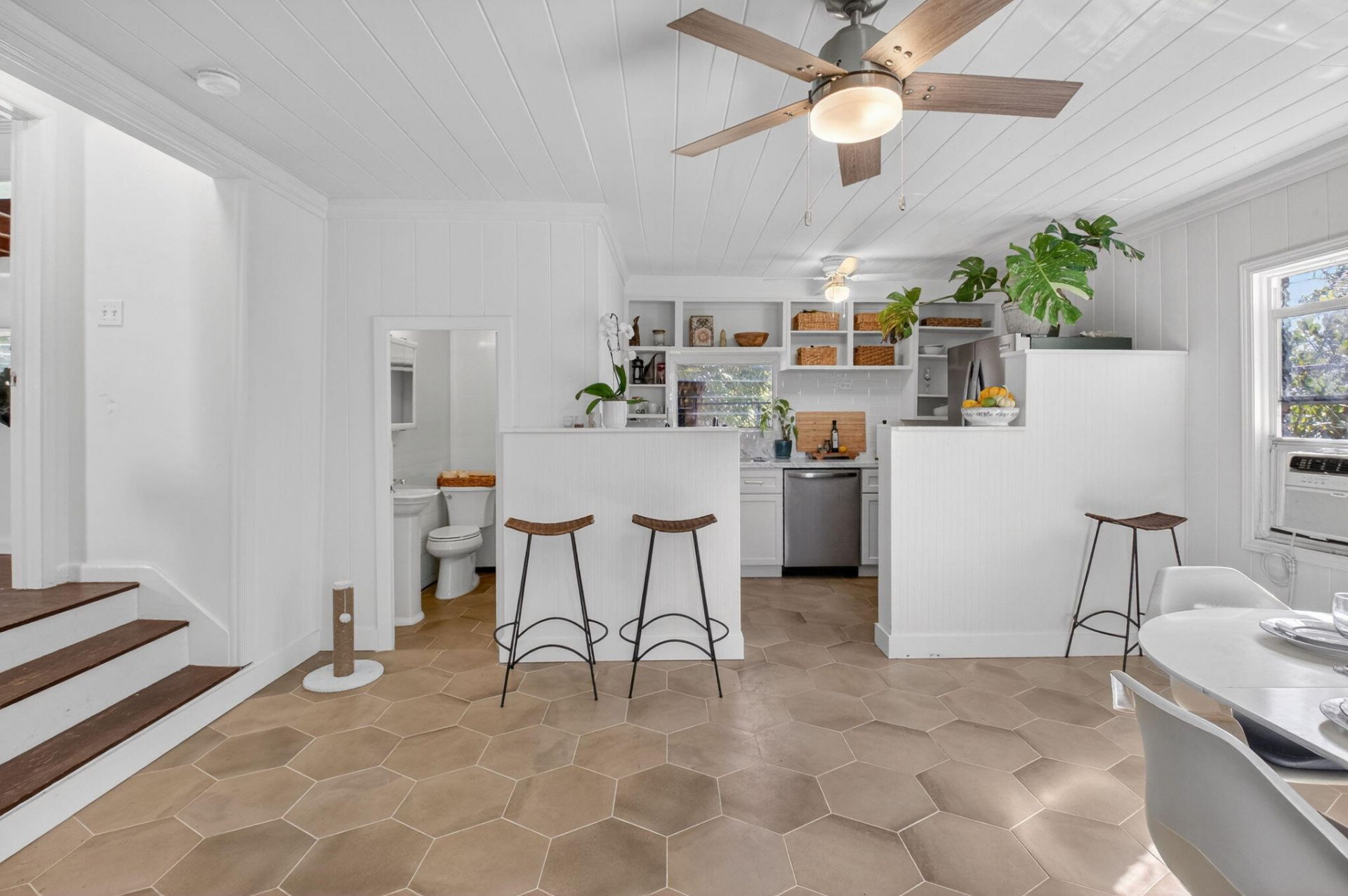 825 NE 6th Avenue, Delray Beach, FL 33483 Photo