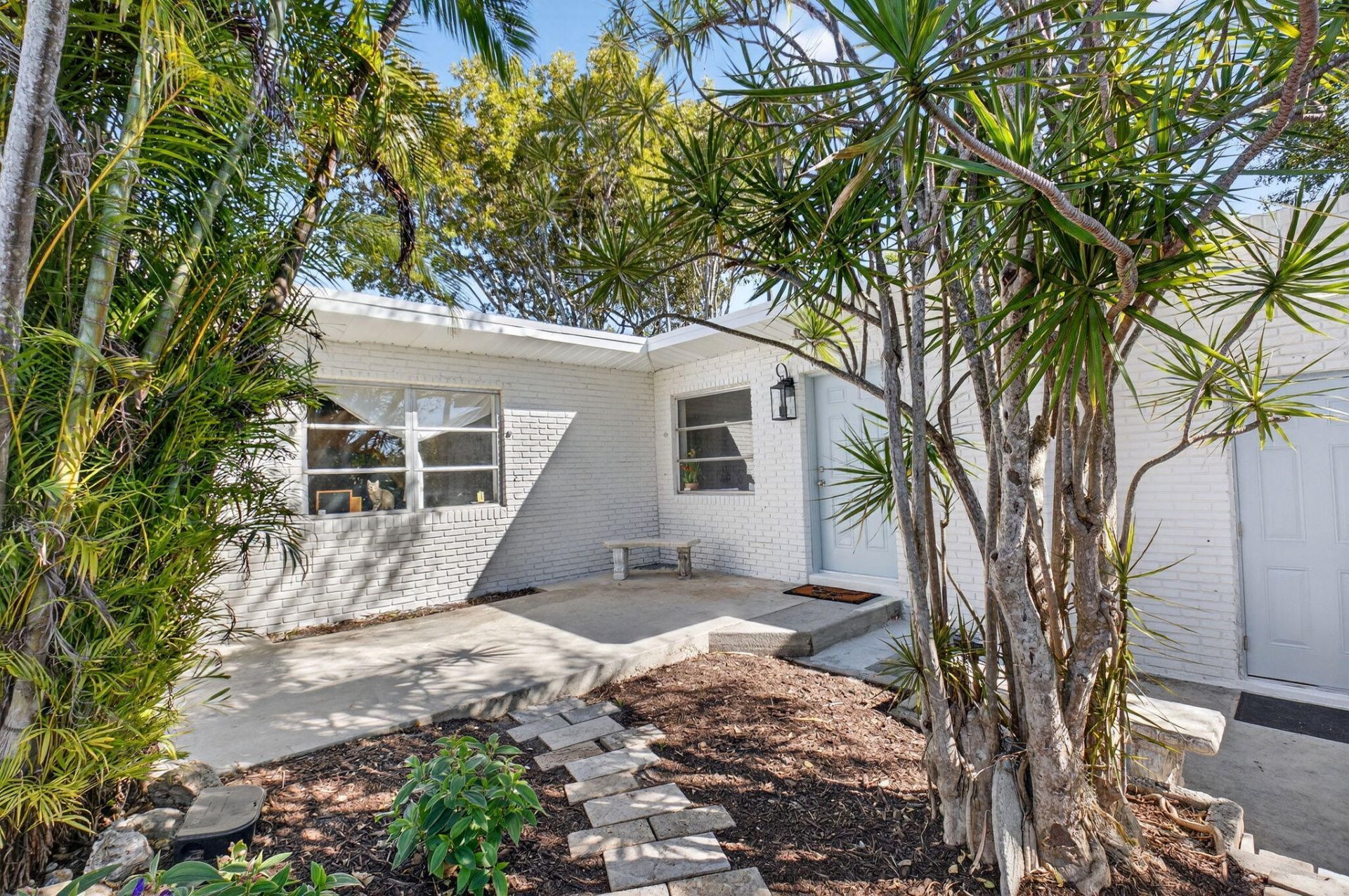 825 NE 6th Avenue, Delray Beach, FL 33483 Photo