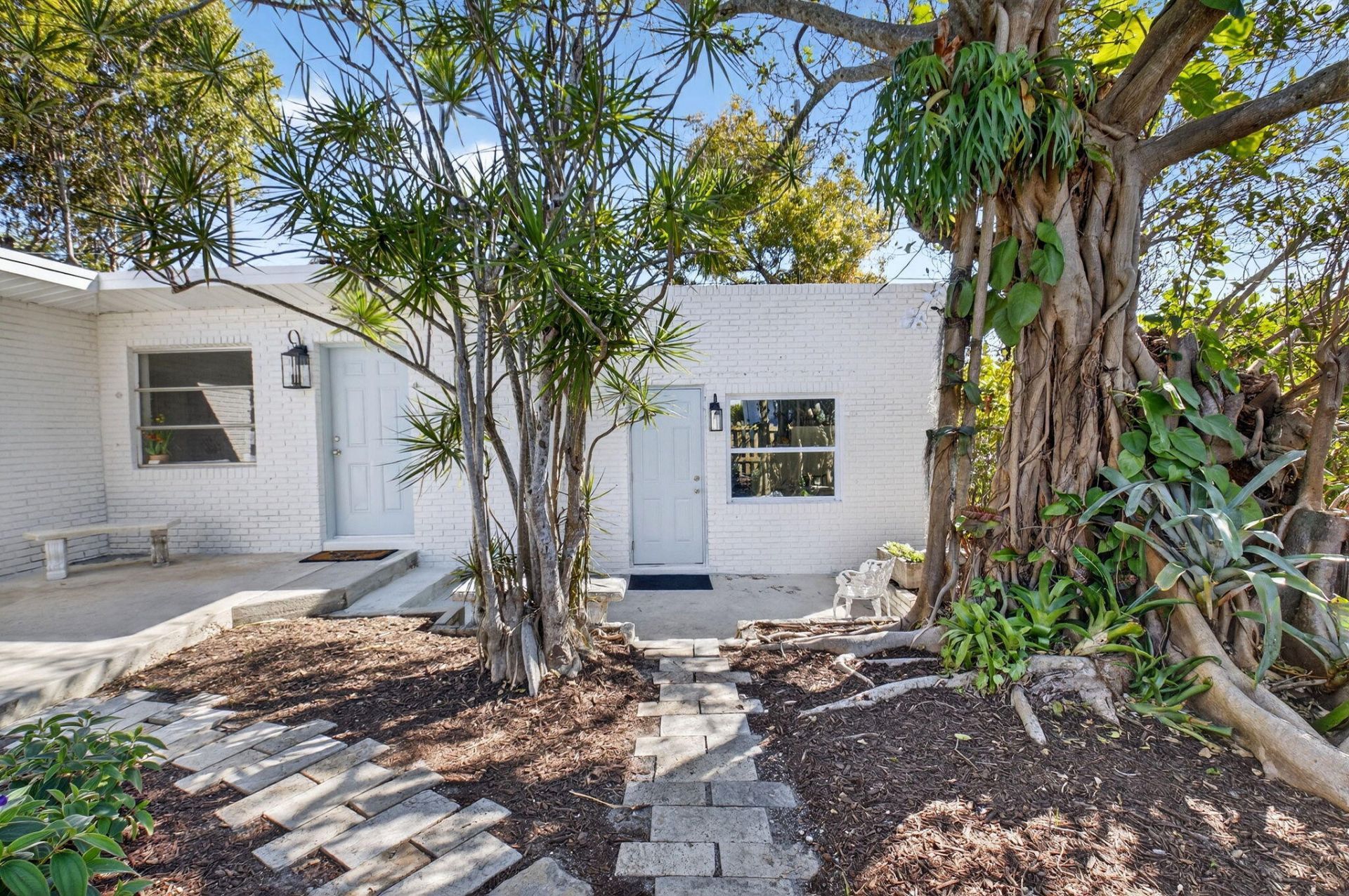 825 NE 6th Avenue, Delray Beach, FL 33483 Photo