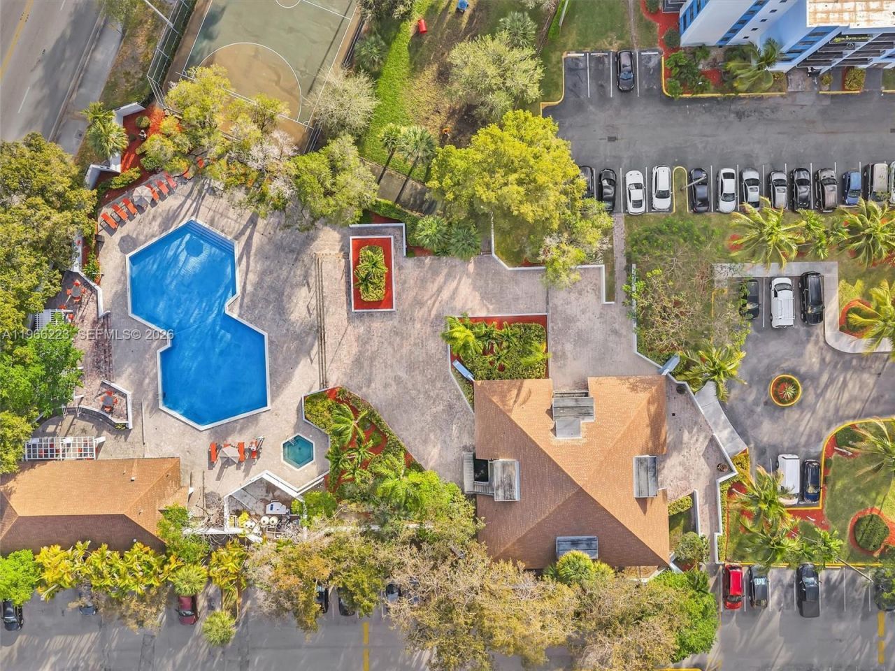 1470 NE 123rd St, Unit A813, North Miami, FL 33161 Photo