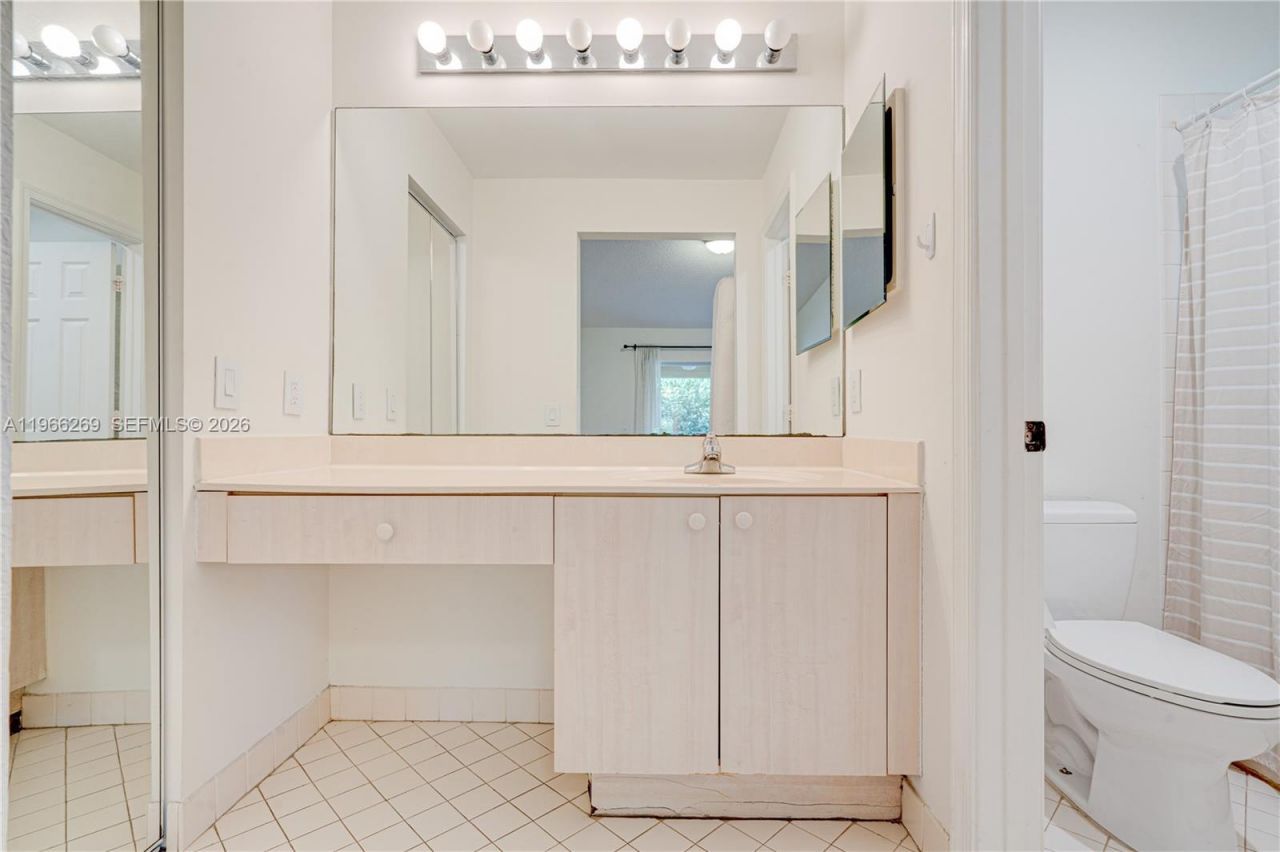 1121 Golden Cane Dr, Weston, FL 33327 Photo