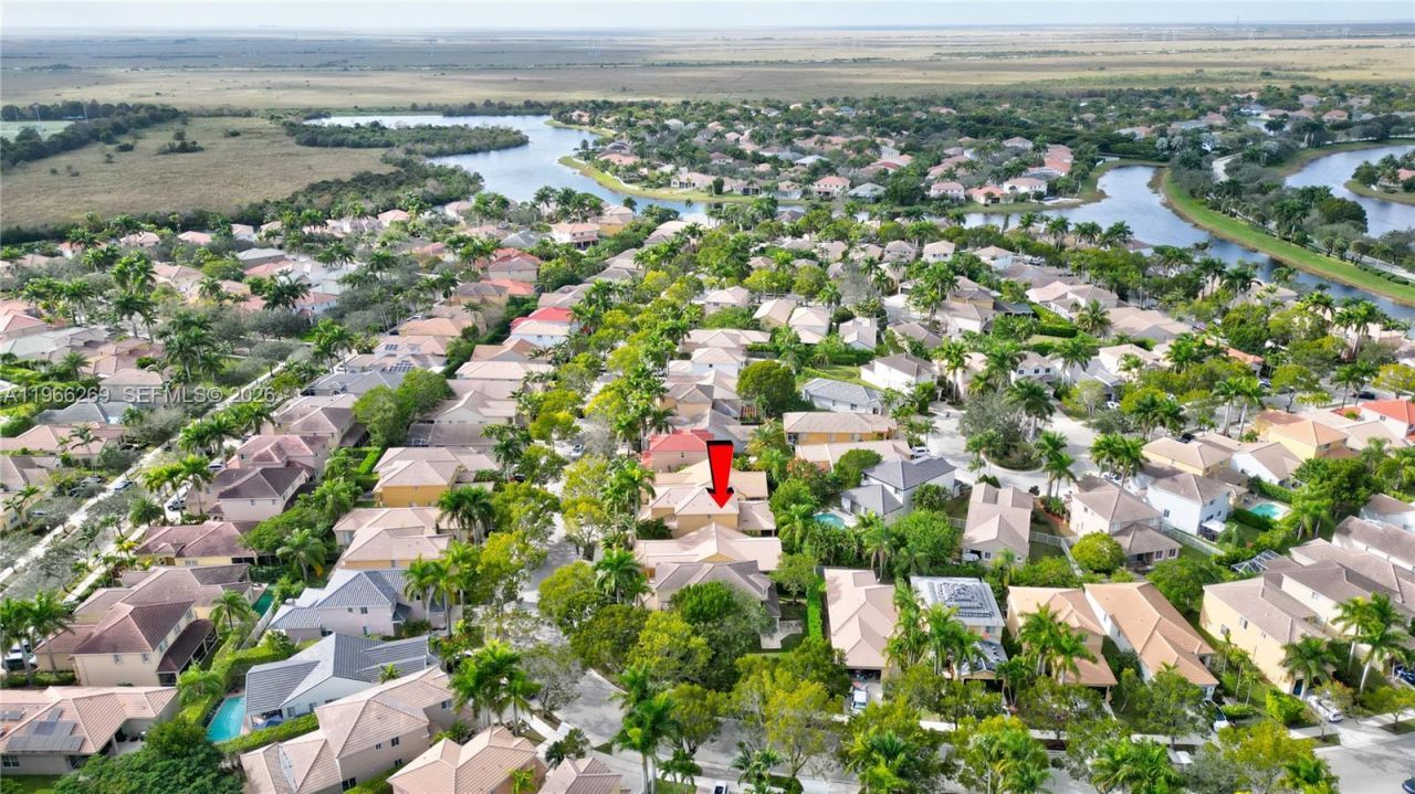 1121 Golden Cane Dr, Weston, FL 33327 Photo