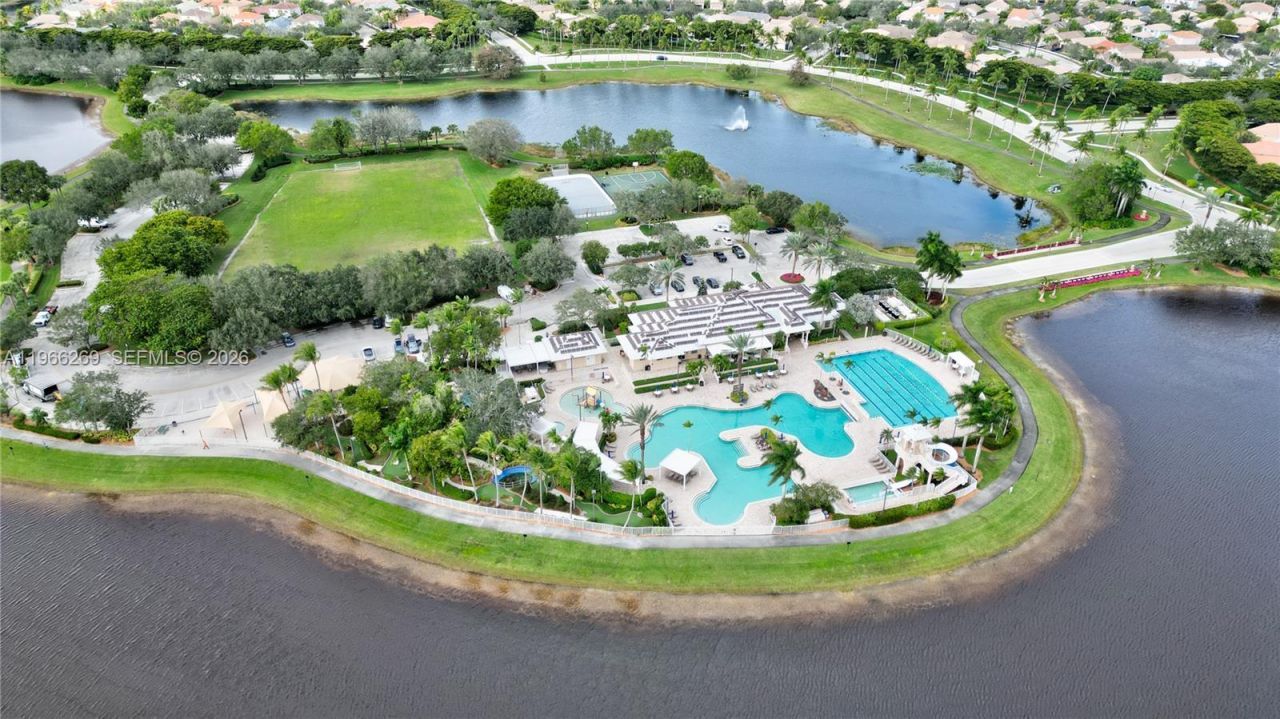 1121 Golden Cane Dr, Weston, FL 33327 Photo