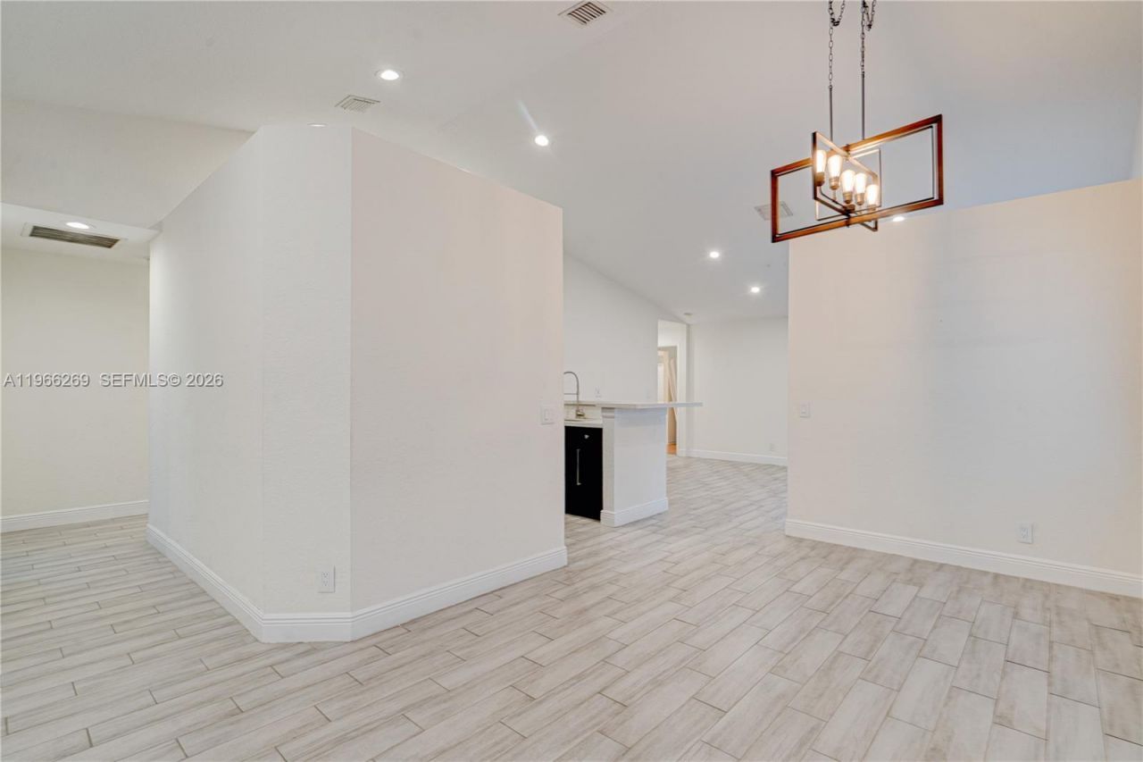 1121 Golden Cane Dr, Weston, FL 33327 Photo