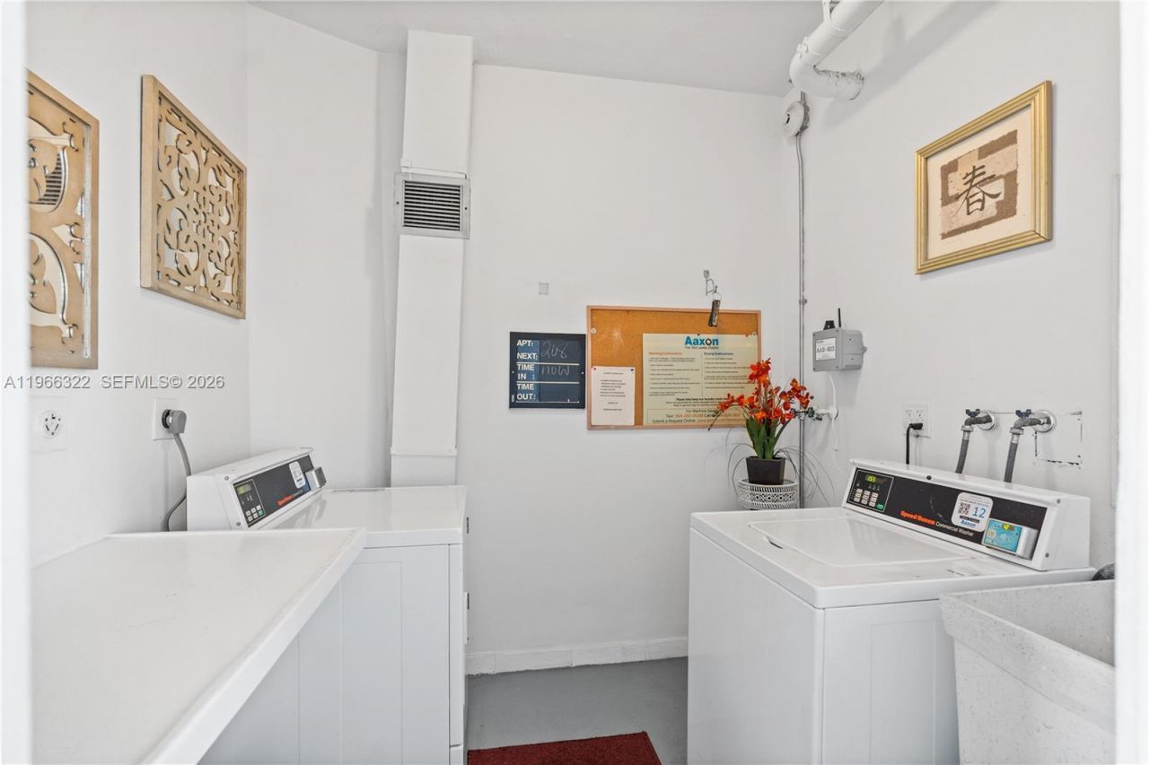 2223 Park Ln , Unit 210, Hollywood, FL 33021 Photo