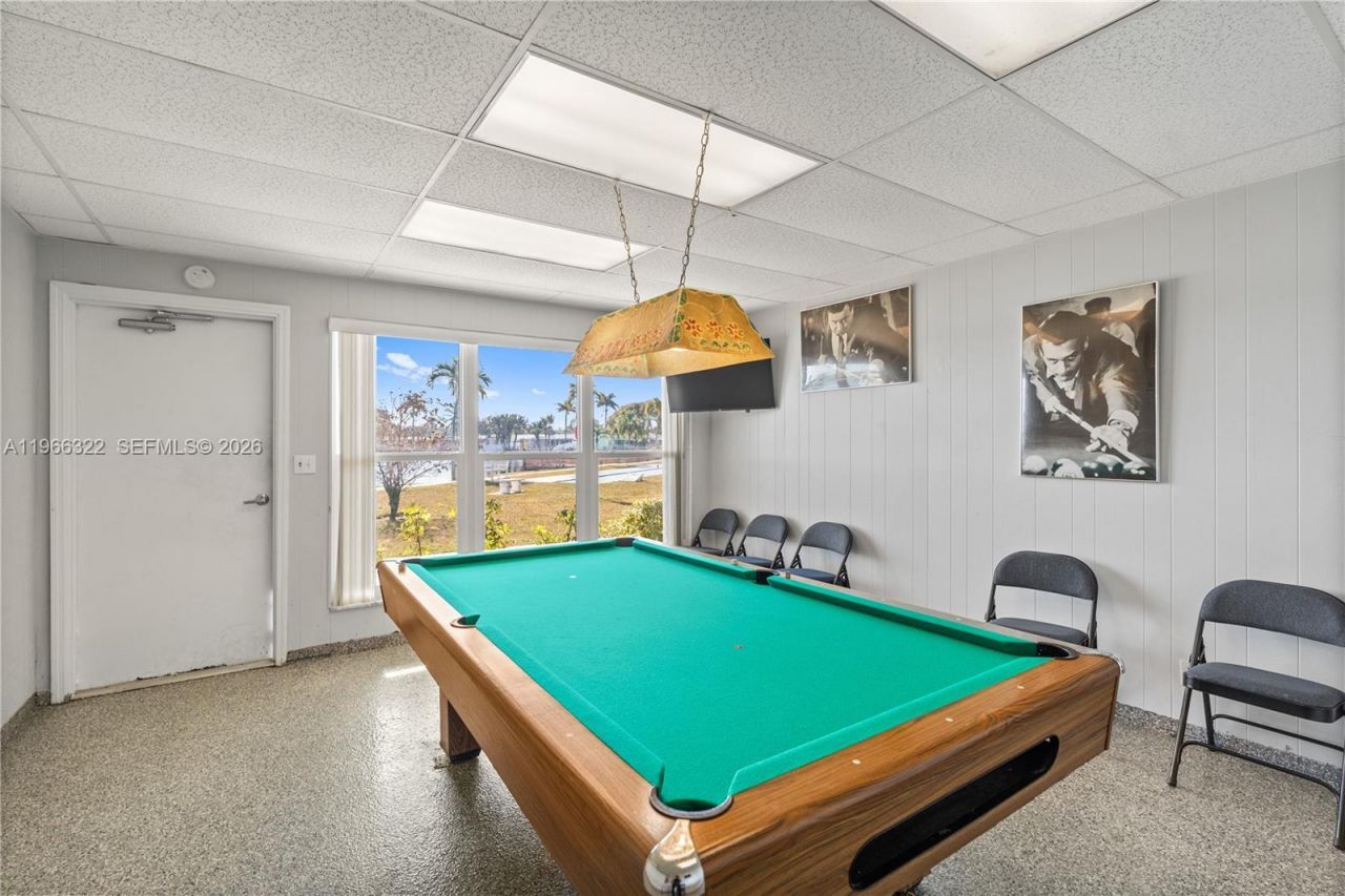 2223 Park Ln , Unit 210, Hollywood, FL 33021 Photo