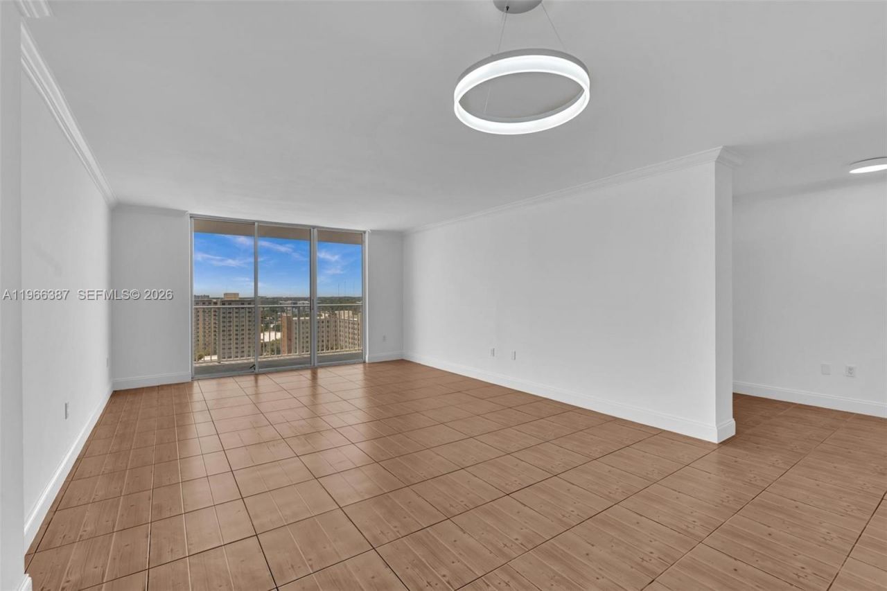 2801 NE 183rd St , Unit 1703W, Aventura, FL 33160 Photo