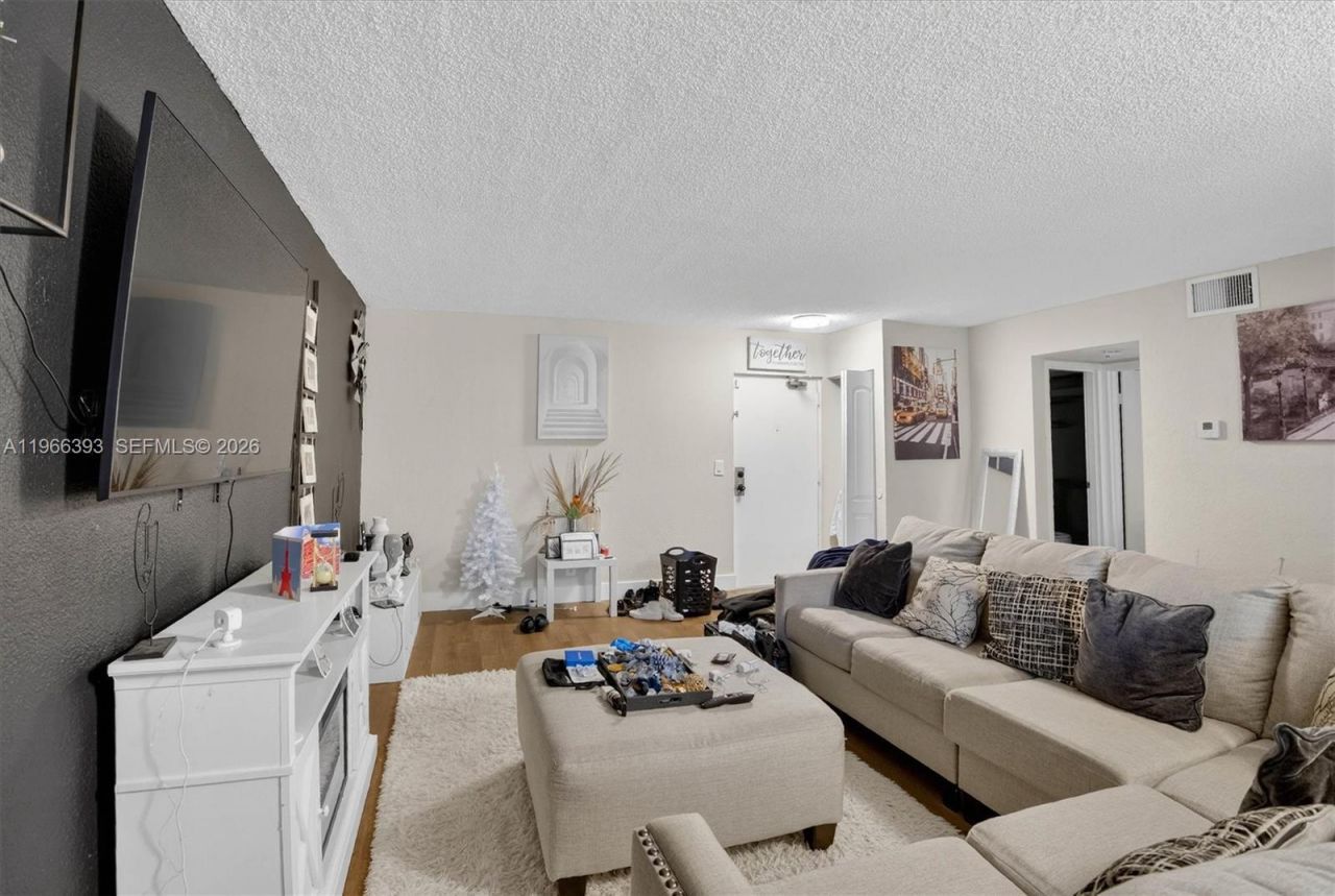4141 NW 21st St, Unit 103, Lauderhill, FL 33313 Photo