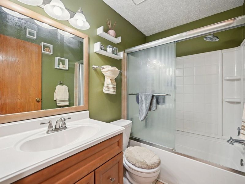 4540 Hidden Ridge Court, Columbus, OH 43230 Photo 24