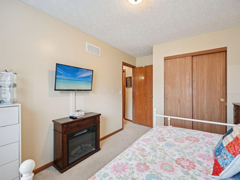 4540 Hidden Ridge Court, Columbus, OH 43230 Photo 28