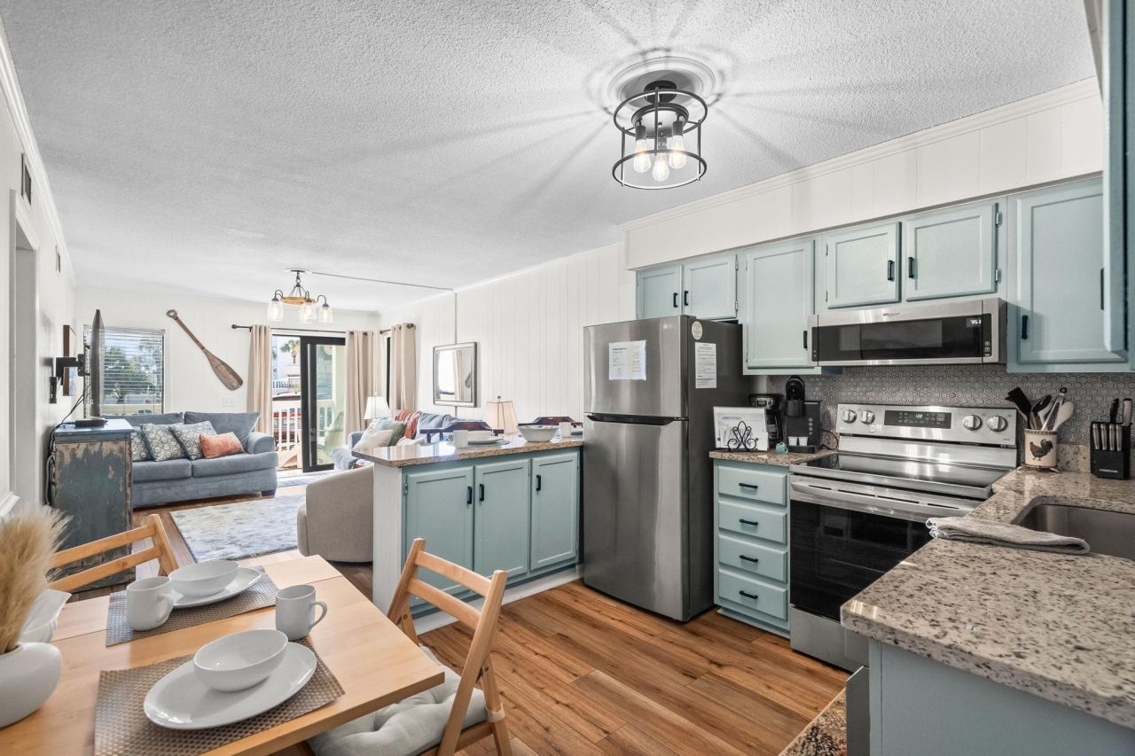 5601 N Ocean Blvd. Photo 11