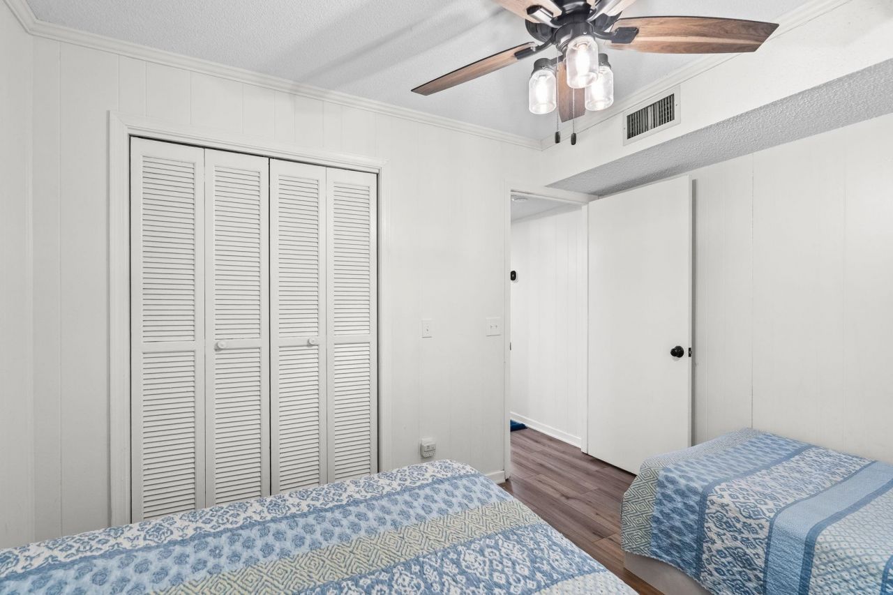 5601 N Ocean Blvd. Photo 27