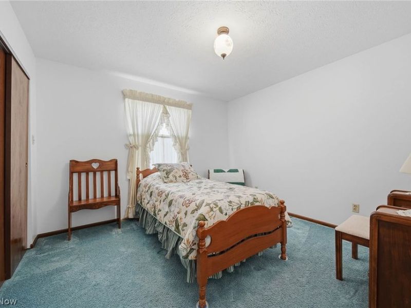 687 Lockwood Road, Barberton, OH 44203 Photo 15