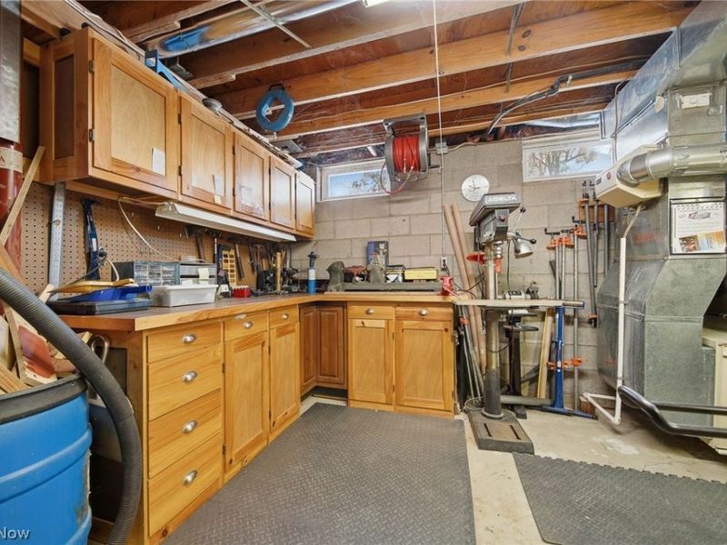 687 Lockwood Road, Barberton, OH 44203 Photo 25