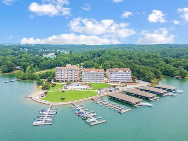 1245 Graves Harbor Trail, Huddleston, VA 24104