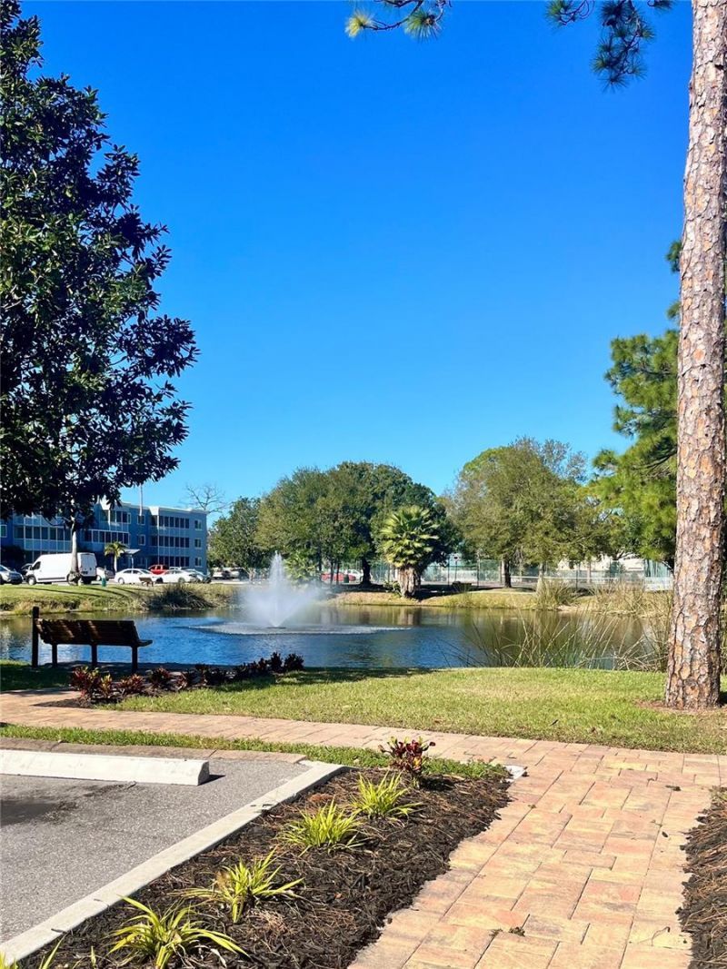 2700 Coconut Bay Lane, Unit 1k, Sarasota, FL 34237 Photo