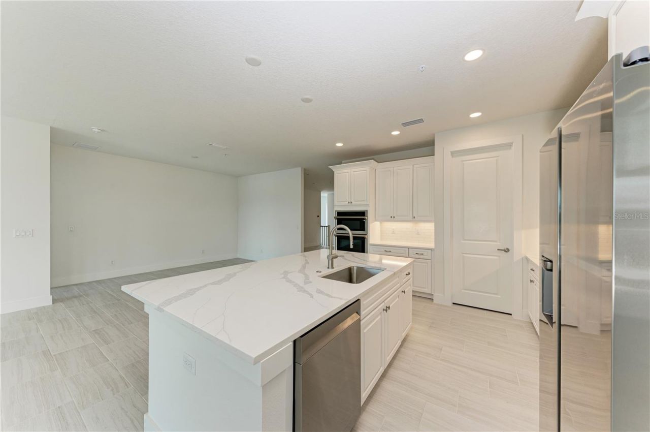 10016 Rembrandt Way, Unit 202, Bradenton, FL 34212 Photo