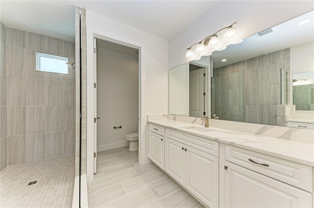 10016 Rembrandt Way, Unit 202, Bradenton, FL 34212 Photo