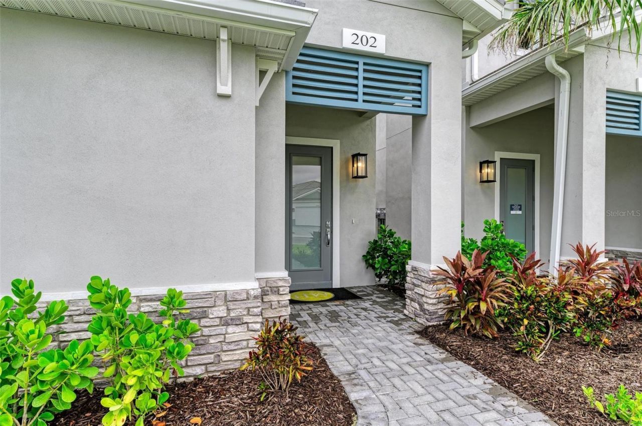 10016 Rembrandt Way, Unit 202, Bradenton, FL 34212 Photo