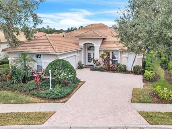 7626 DESERT INN WAY, LAKEWOOD RANCH, FL 34202