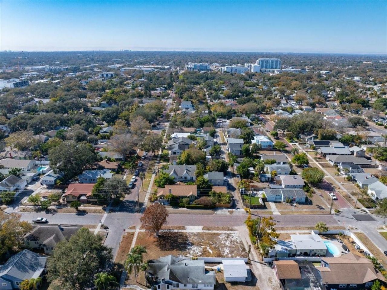 2555 Burlington Avenue N, Saint Petersburg, FL 33713 Photo