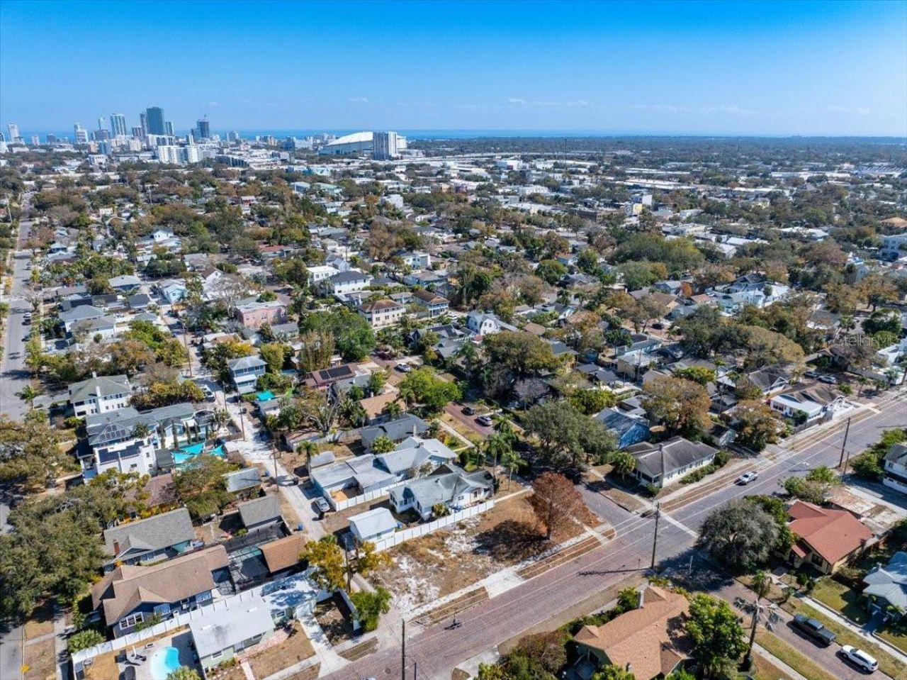 2555 Burlington Avenue N, Saint Petersburg, FL 33713 Photo