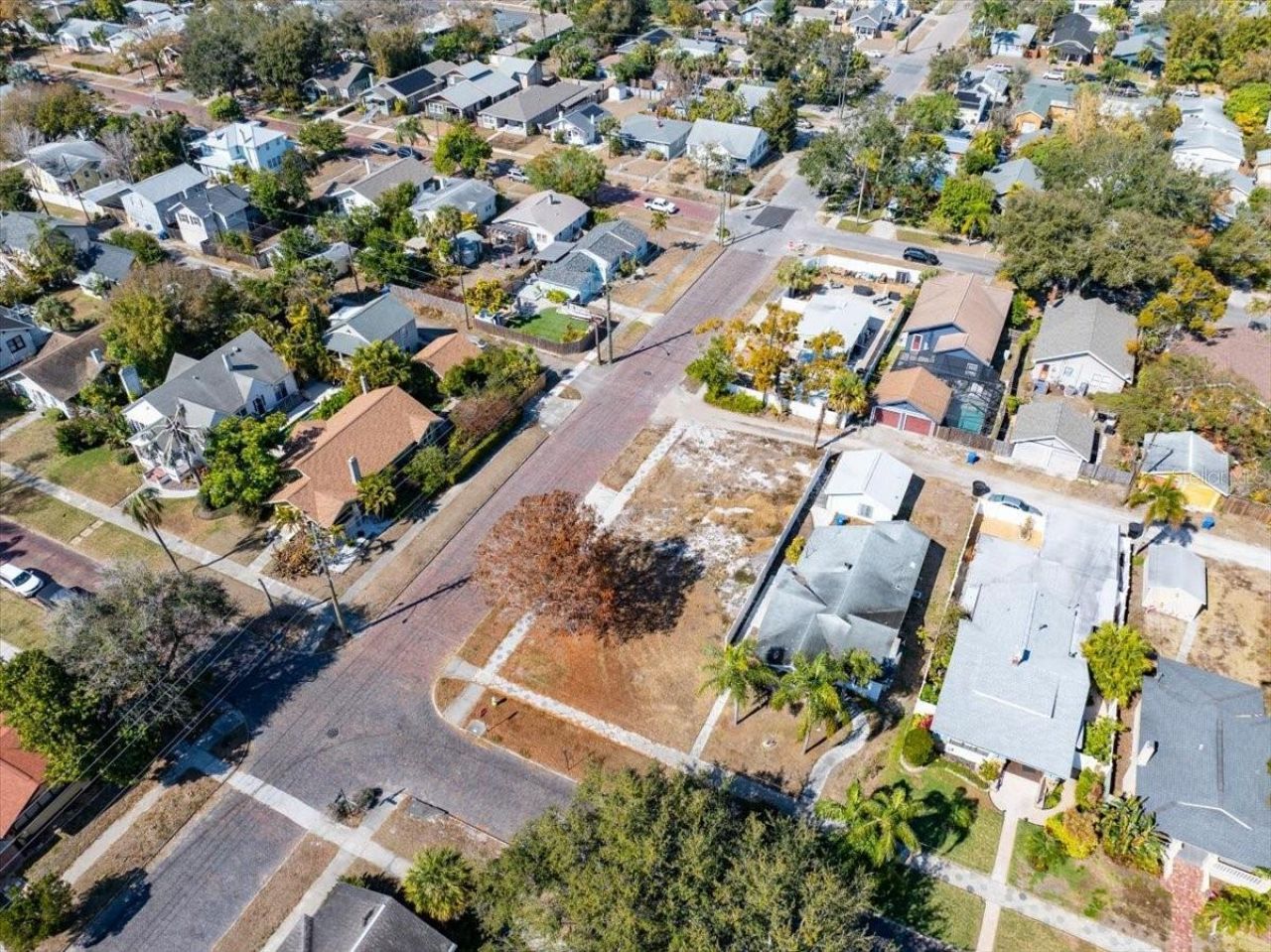 2555 Burlington Avenue N, Saint Petersburg, FL 33713 Photo