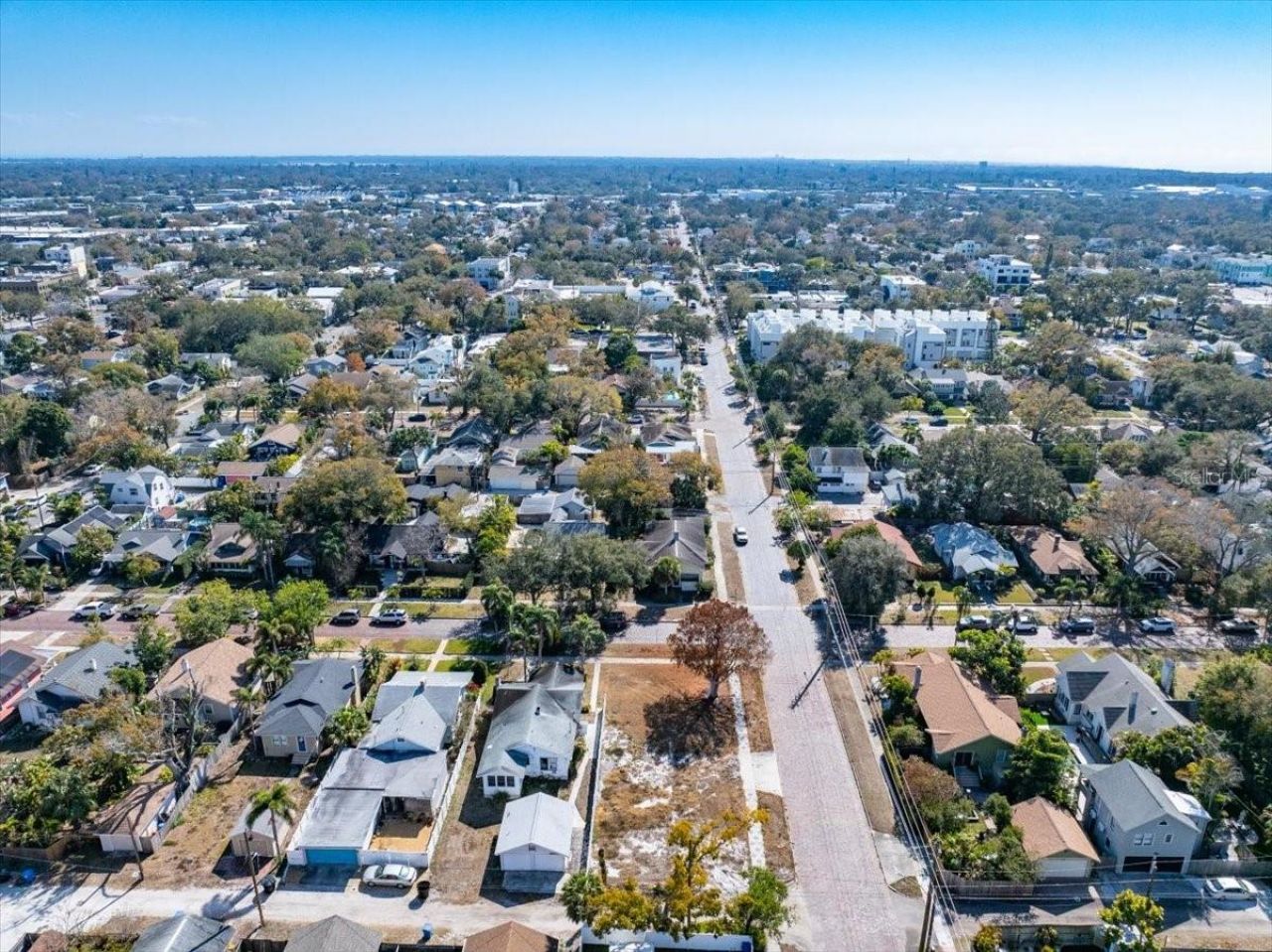 2555 Burlington Avenue N, Saint Petersburg, FL 33713 Photo