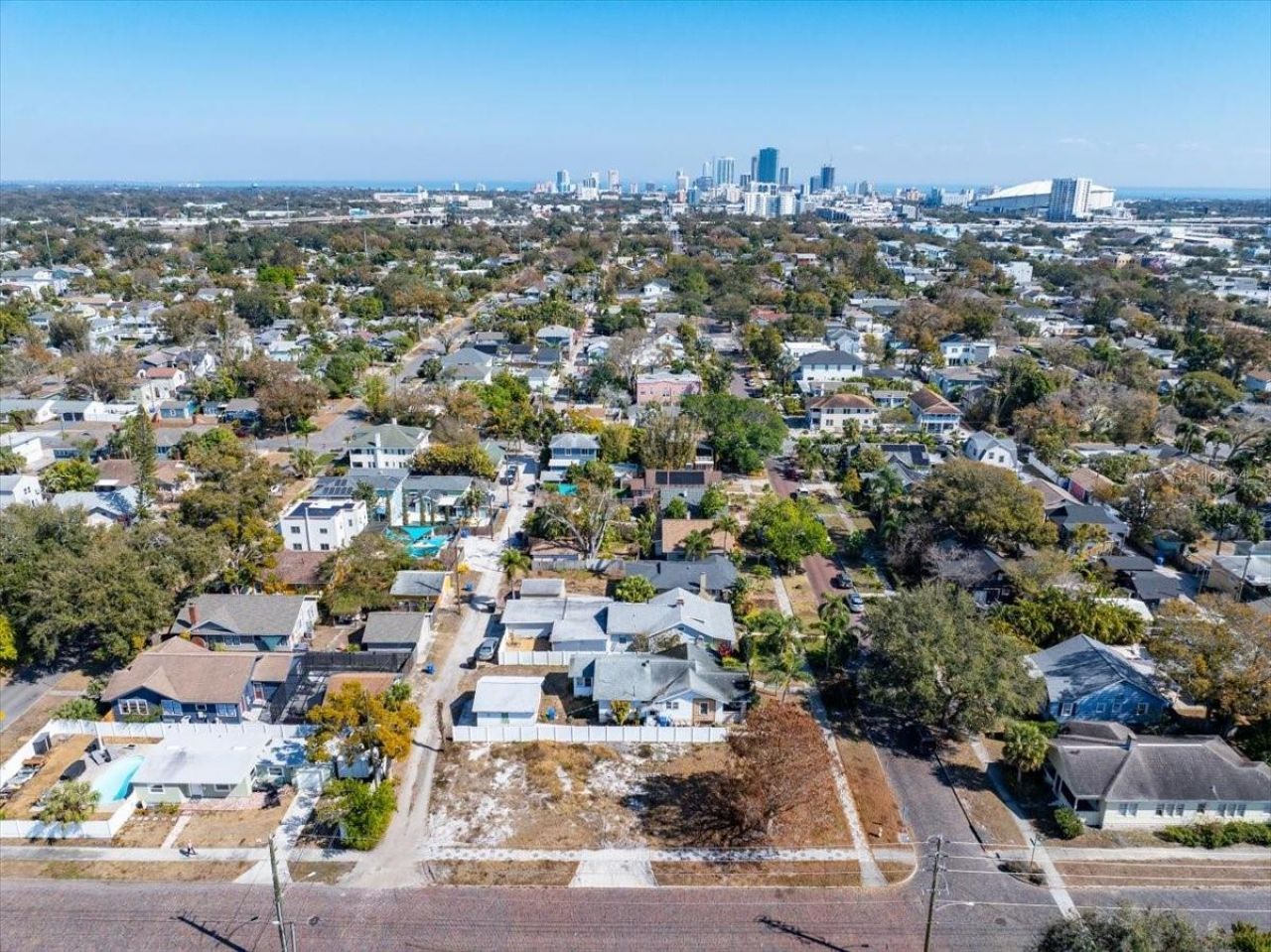 2555 Burlington Avenue N, Saint Petersburg, FL 33713 Photo