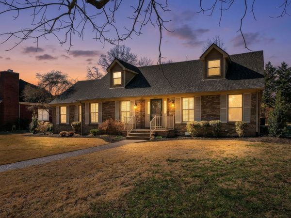 2107 Moccasin Trl, Murfreesboro, TN 37129