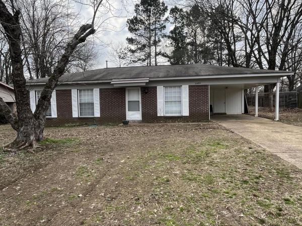 5089 Woody Cove, Horn Lake, MS 38637