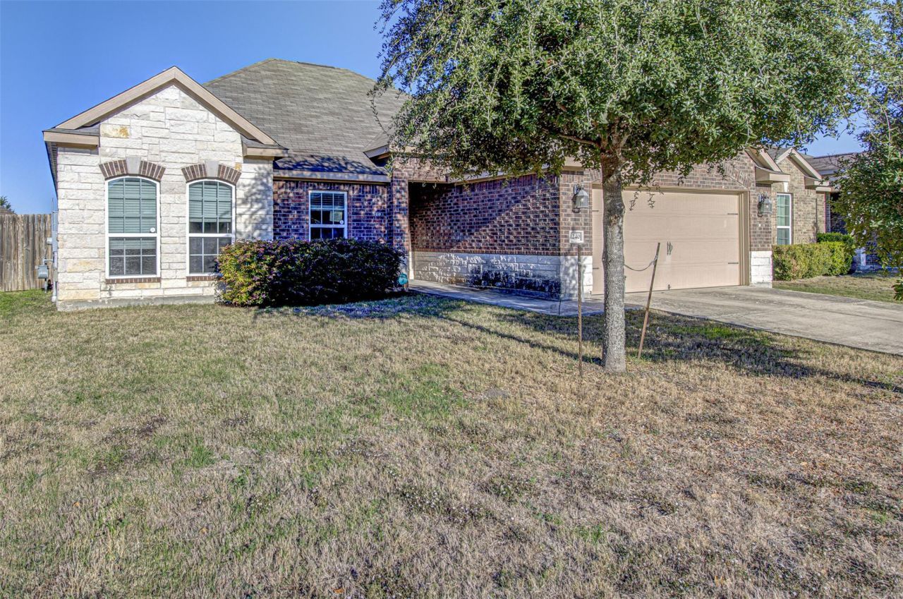 1240 Twin Estates Dr, Kyle, TX 78640 Main Photo