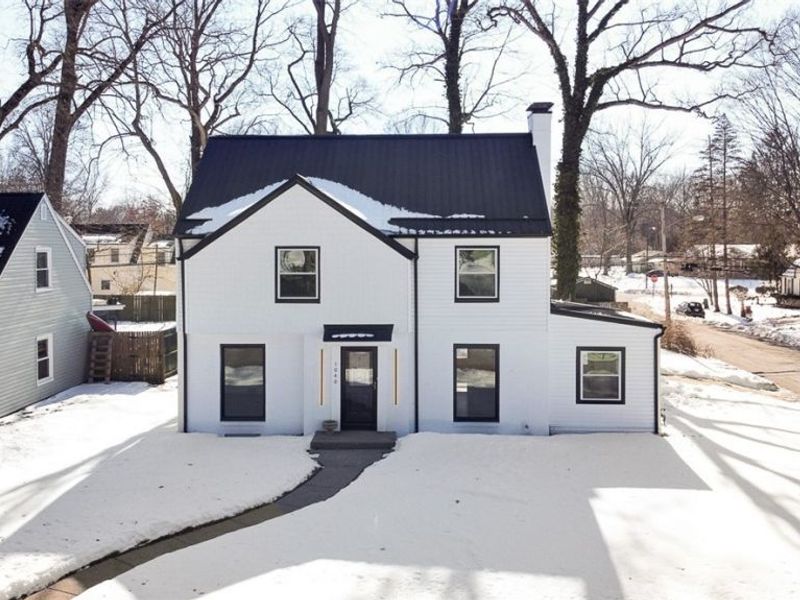 1040 Thorndale Drive, Akron, OH 44320 Photo 1