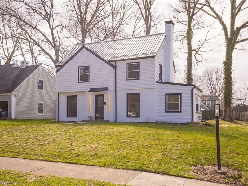 1040 Thorndale Drive, Akron, OH 44320 Photo 2