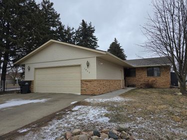 1903 Willow Avenue, Worthington, MN 56187