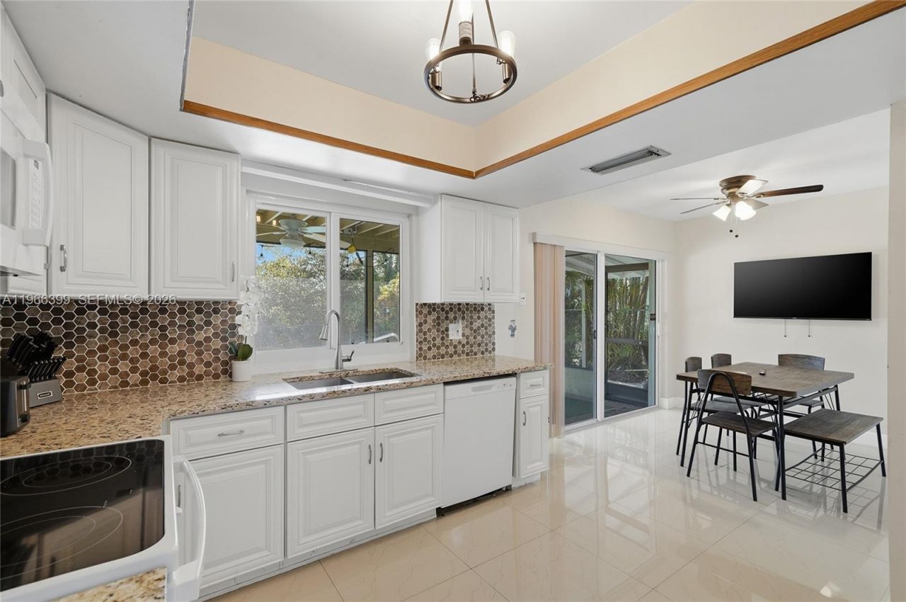 11420 NW 32nd Pl , Sunrise, FL 33323 Photo